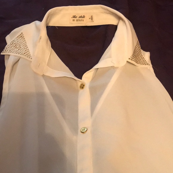 Top - Picture 2 of 4